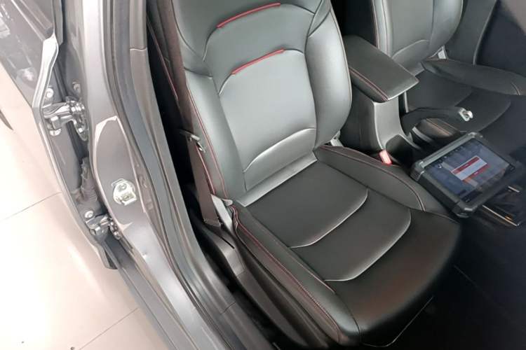 Used Chevrolet Monza 2020 Light Hybrid RS 330T Automatic Comfort Edition Right Front Seat
