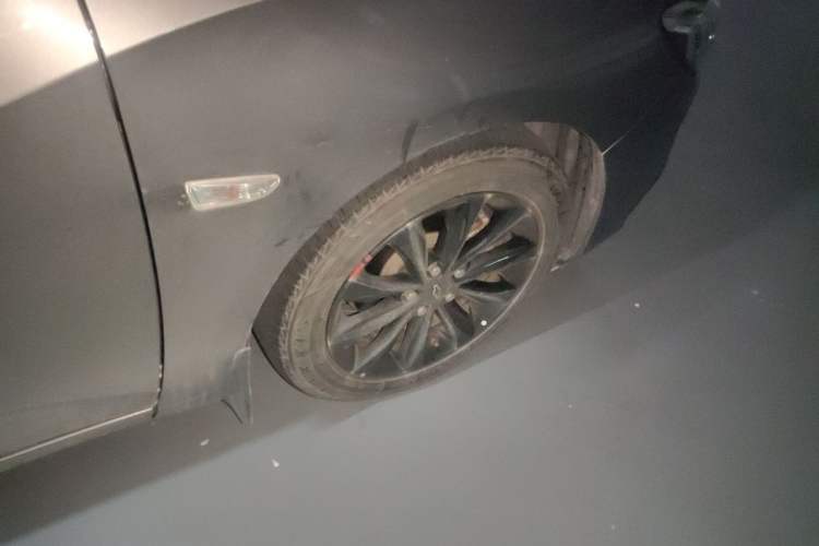 Used Chevrolet Monza 2020 Light Hybrid Redline 320T Dual-Clutch Thrilling Edition Right Front Wheel Hub