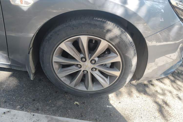 Used Chevrolet Monza 2020 320 Automatic Enjoyment Edition Right Front Wheel Hub
