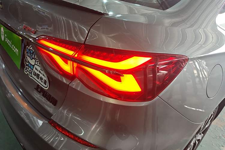 Used Chevrolet Monza 2020 Light Hybrid RS 330T Automatic Comfort Edition Right Rear Taillight