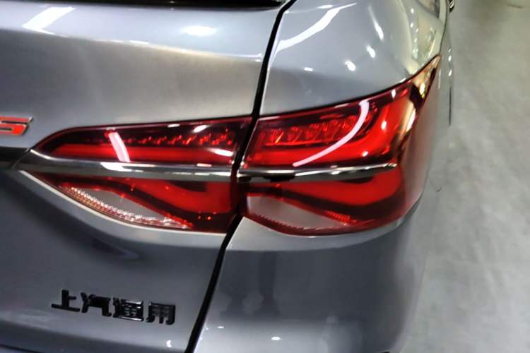 Used Chevrolet Monza 2020 Light Hybrid RS 330T Automatic Comfort Edition Right Rear Taillight