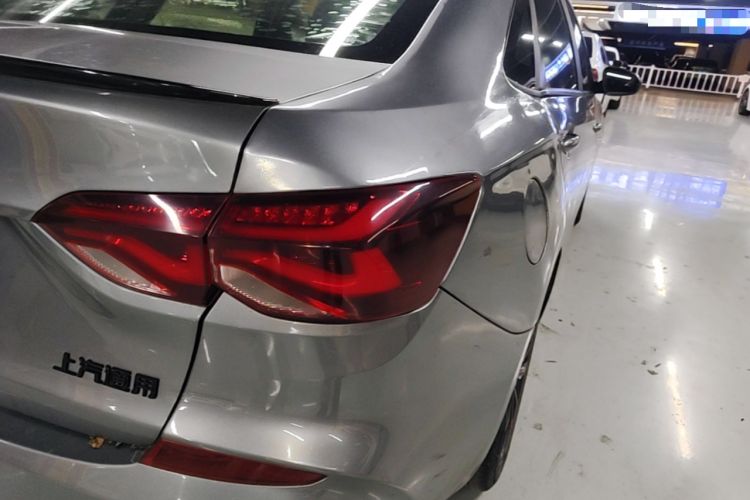 Used Chevrolet Monza 2020 Light Hybrid Redline 320T Dual-Clutch Thrilling Edition Right Rear Taillight