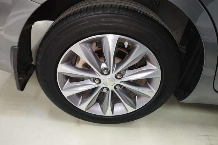 Used Chevrolet Monza 2020 320 Automatic Enjoyment Edition Right Rear Wheel Hub