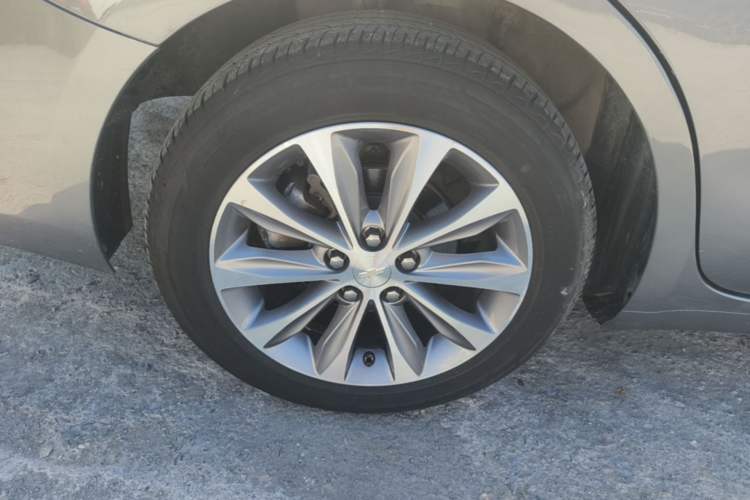 Used Chevrolet Monza 2020 320 Automatic Enjoyment Edition Right Rear Wheel Hub