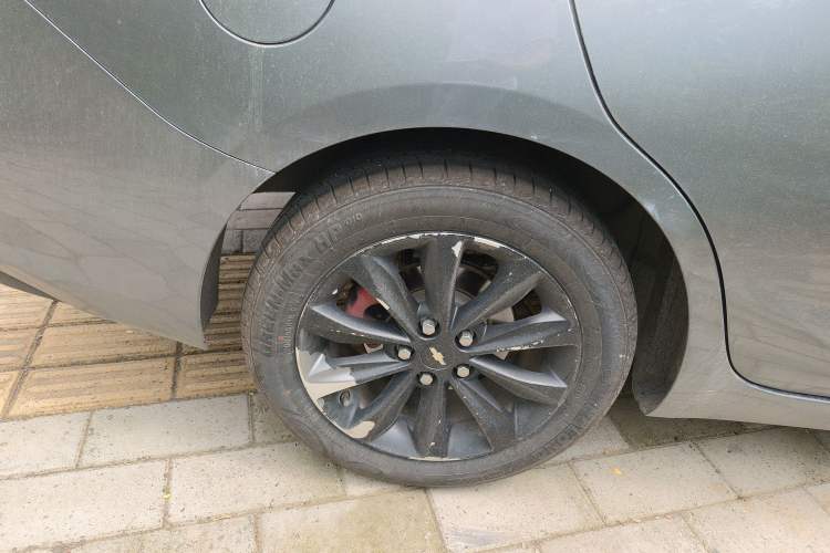 Used Chevrolet Monza 2020 320 Automatic Enjoyment Edition Right Rear Wheel Hub