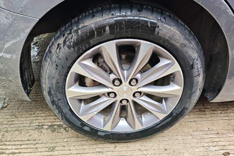 Used Chevrolet Monza 2020 320 Automatic Enjoyment Edition Right Rear Wheel Hub