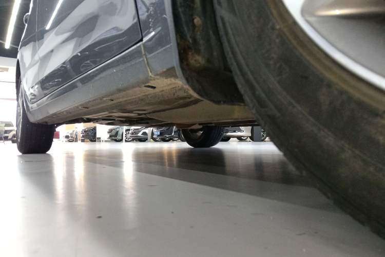 Used Chevrolet Monza 2020 320 Automatic Enjoyment Edition Right Side Sill