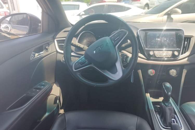 Used Chevrolet Monza 2020 Light Hybrid RS 330T Automatic Comfort Edition Steering Wheel
