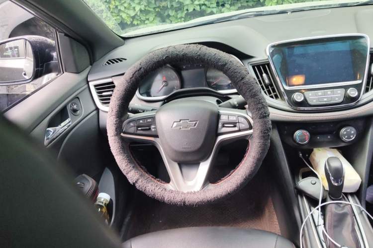 Used Chevrolet Monza 2020 Light Hybrid RS 330T Automatic Comfort Edition Steering Wheel