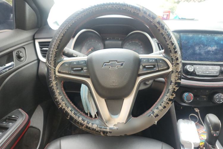 Used Chevrolet Monza 2020 Light Hybrid RS 330T Automatic Comfort Edition Steering Wheel