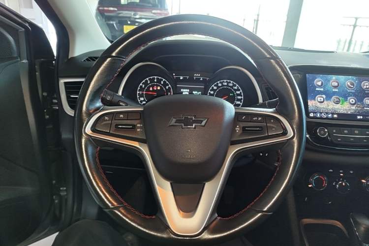 Used Chevrolet Monza 2020 Light Hybrid Redline 320T Dual-Clutch Thrilling Edition Steering Wheel