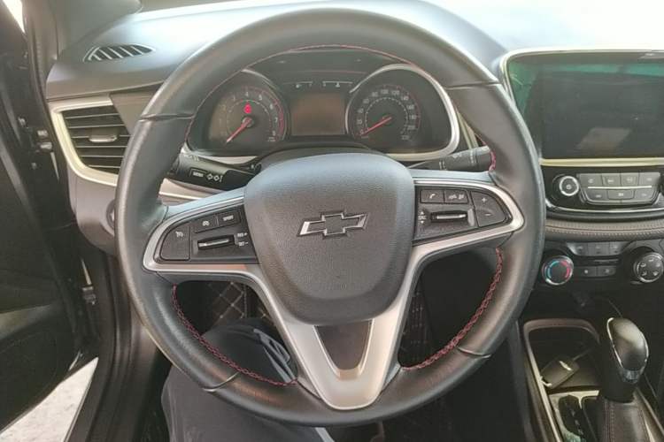 Used Chevrolet Monza 2020 Light Hybrid RS 330T Automatic Comfort Edition Steering Wheel