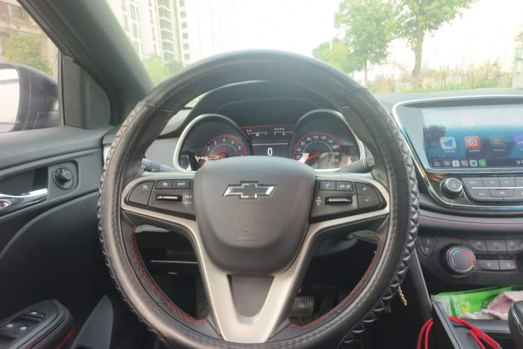 Used Chevrolet Monza 2020 Light Hybrid RS 330T Automatic Comfort Edition Steering Wheel