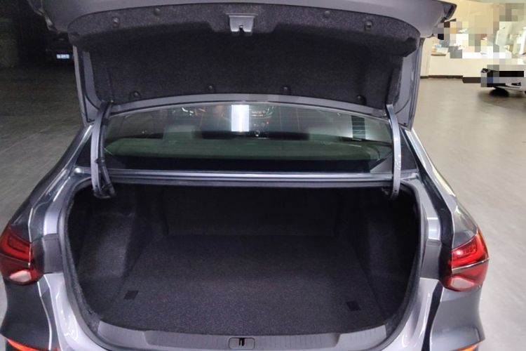 Used Chevrolet Monza 2020 Light Hybrid RS 330T Automatic Comfort Edition Trunk