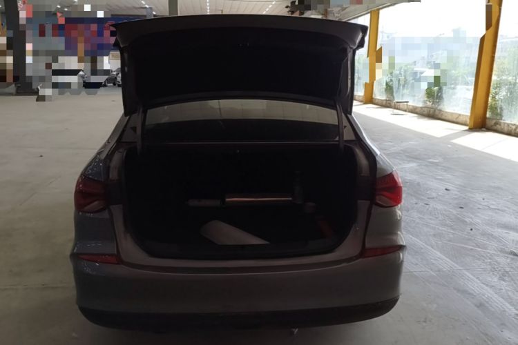 Used Chevrolet Monza 2020 320 Automatic Enjoyment Edition Trunk