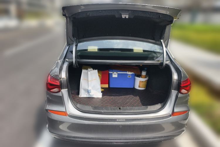 Used Chevrolet Monza 2020 320 Automatic Enjoyment Edition Trunk