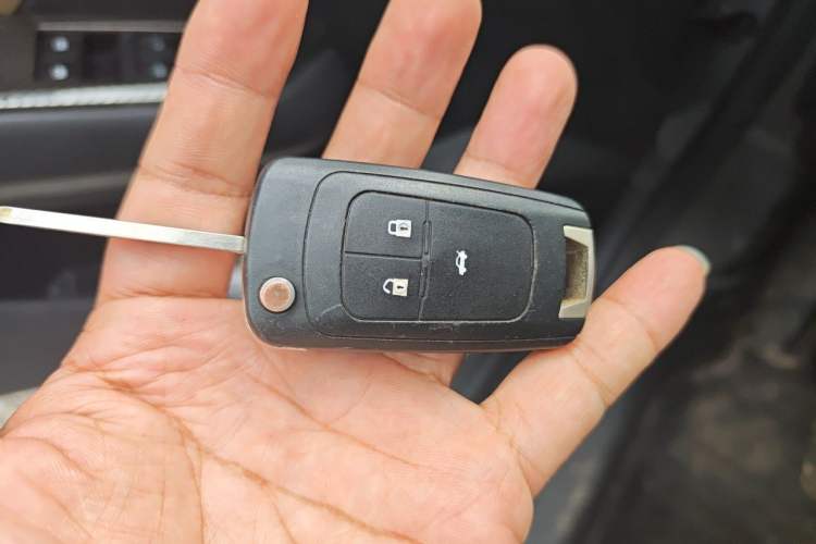 Used Chevrolet Monza 2020 320 Automatic Enjoyment Edition Vehicle Key