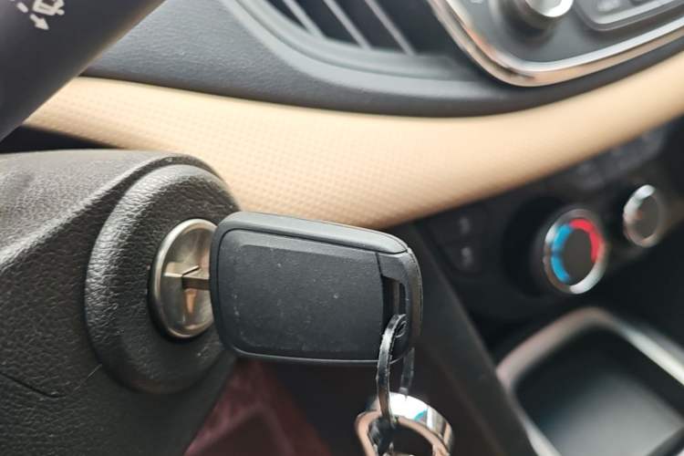 Used Chevrolet Monza 2020 320 Automatic Enjoyment Edition Vehicle Key