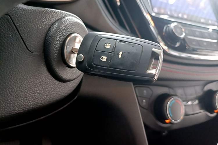 Used Chevrolet Monza 2020 Light Hybrid RS 330T Automatic Comfort Edition Vehicle Key