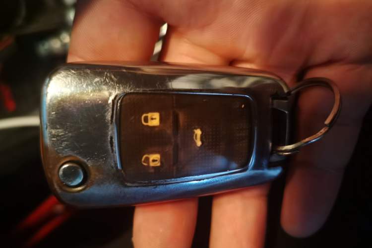 Used Chevrolet Monza 2020 320 Automatic Enjoyment Edition Vehicle Key