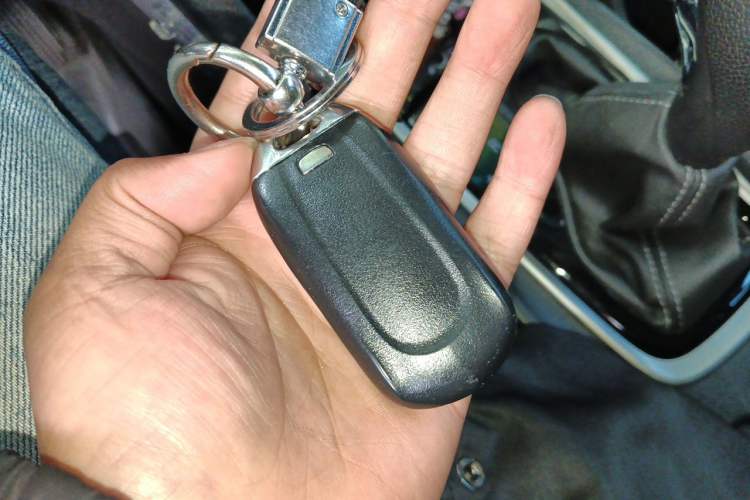Used Chevrolet Monza 2020 320 Automatic Enjoyment Edition Vehicle Key
