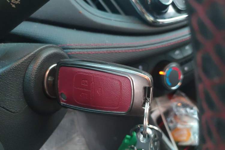Used Chevrolet Monza 2020 Light Hybrid RS 330T Automatic Comfort Edition Vehicle Key