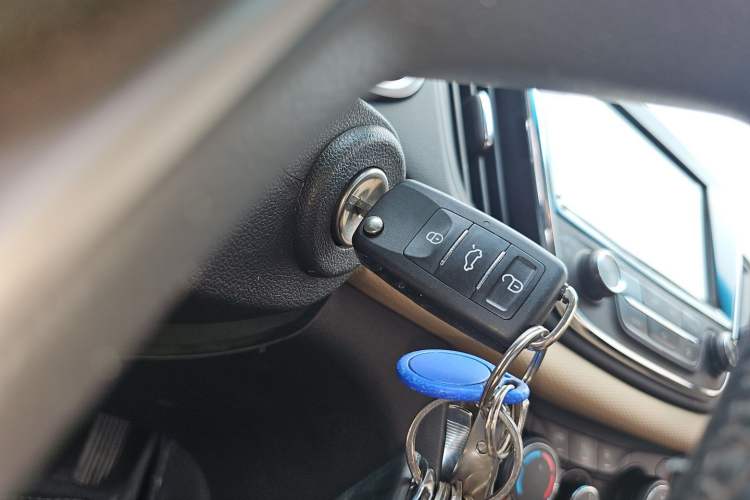Used Chevrolet Monza 2020 320 Automatic Enjoyment Edition Vehicle Key
