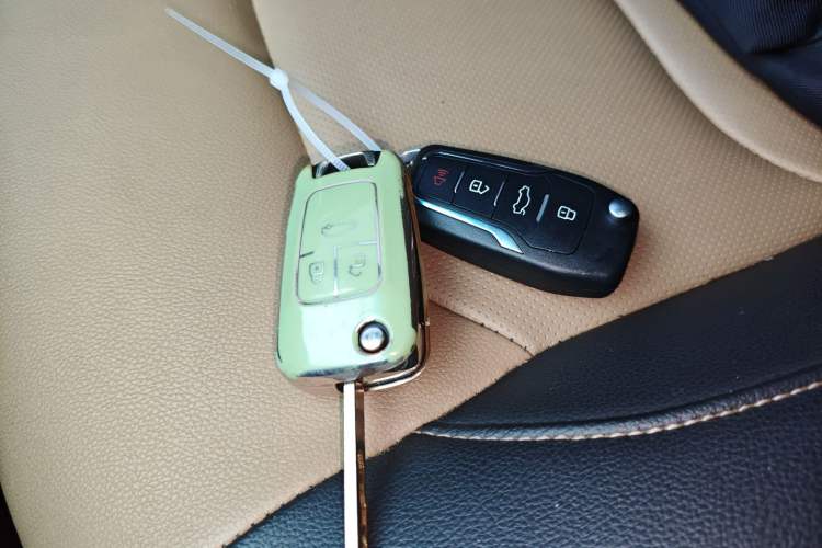 Used Chevrolet Monza 2020 320 Automatic Enjoyment Edition Vehicle Key