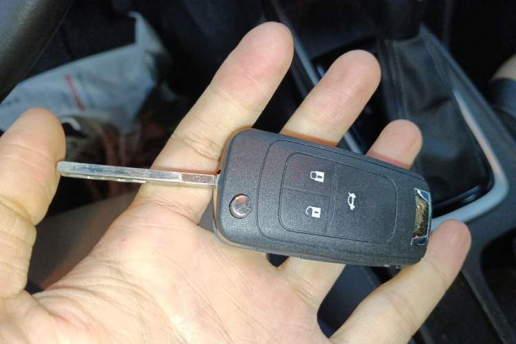 Used Chevrolet Monza 2020 320 Automatic Enjoyment Edition Vehicle Key
