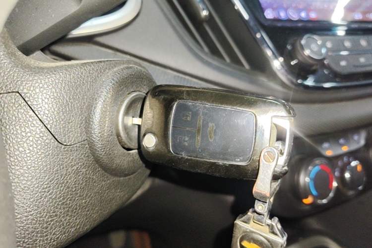 Used Chevrolet Monza 2020 Light Hybrid Redline 320T Dual-Clutch Thrilling Edition Vehicle Key