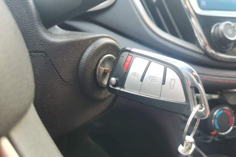 Used Chevrolet Monza 2020 Light Hybrid RS 330T Automatic Comfort Edition Vehicle Key