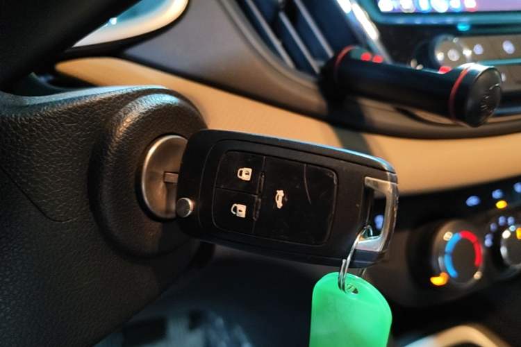 Used Chevrolet Monza 2020 320 Automatic Enjoyment Edition Vehicle Key