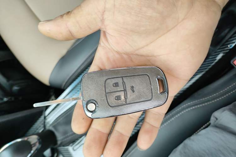Used Chevrolet Monza 2020 320 Automatic Enjoyment Edition Vehicle Key
