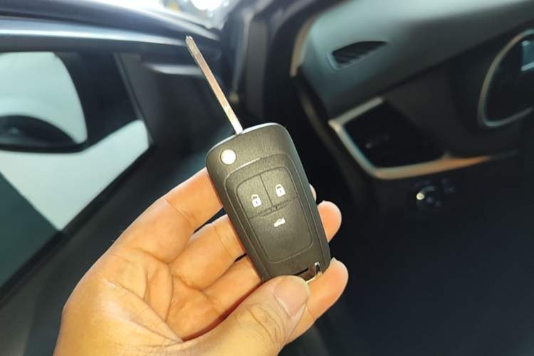 Used Chevrolet Monza 2020 Light Hybrid Redline 320T Dual-Clutch Thrilling Edition Vehicle Key
