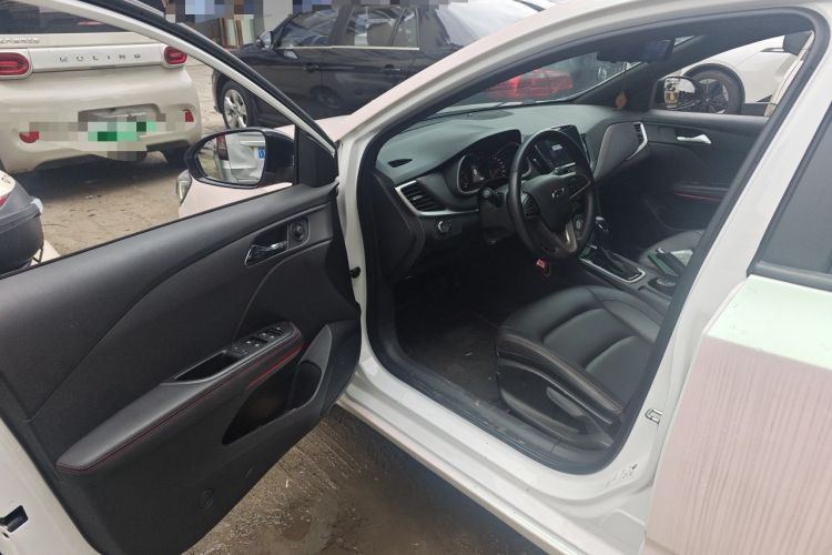 Used Chevrolet Monza 2020 Light Hybrid RS 330T Automatic Comfort Edition Driver Seat