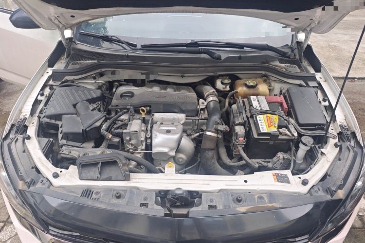 Used Chevrolet Monza 2020 Light Hybrid RS 330T Automatic Comfort Edition Engine Bay