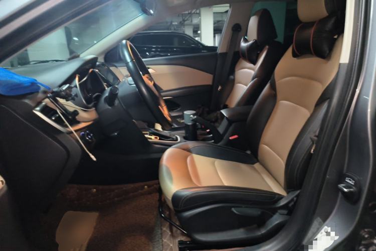 Used Chevrolet Monza 2020 320 Automatic Enjoyment Edition Left Front Seat