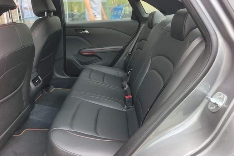 Used Chevrolet Monza 2020 Light Hybrid RS 330T Automatic Comfort Edition Left Rear Seat