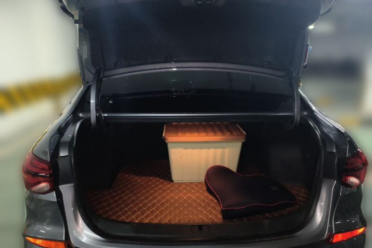 Used Chevrolet Monza 2020 320 Automatic Enjoyment Edition Trunk