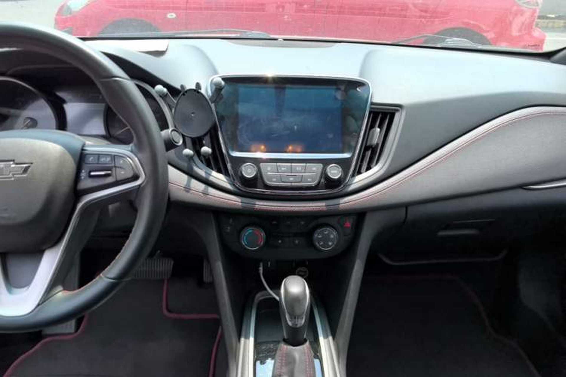 Used Chevrolet Monza 2020 Light Hybrid RS 330T Automatic Comfort Edition Audio And AC Panel