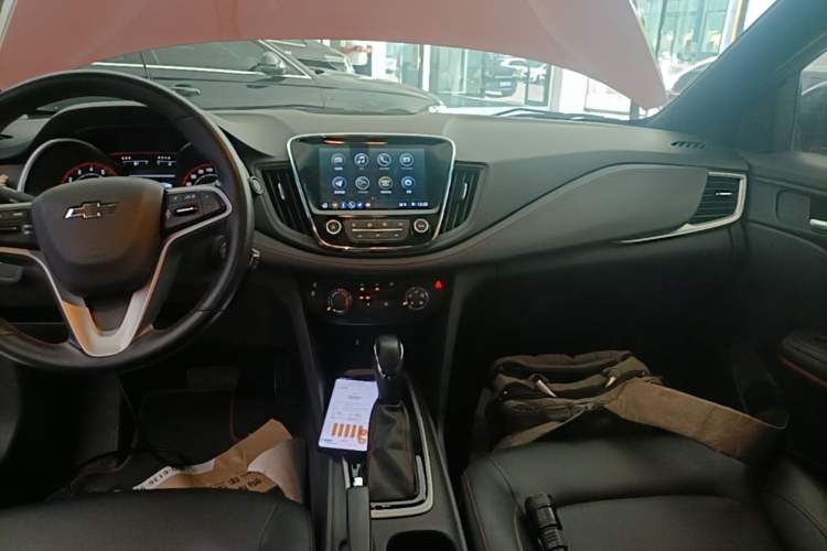 Used Chevrolet Monza 2020 Light Hybrid RS 330T Automatic Comfort Edition Audio And AC Panel
