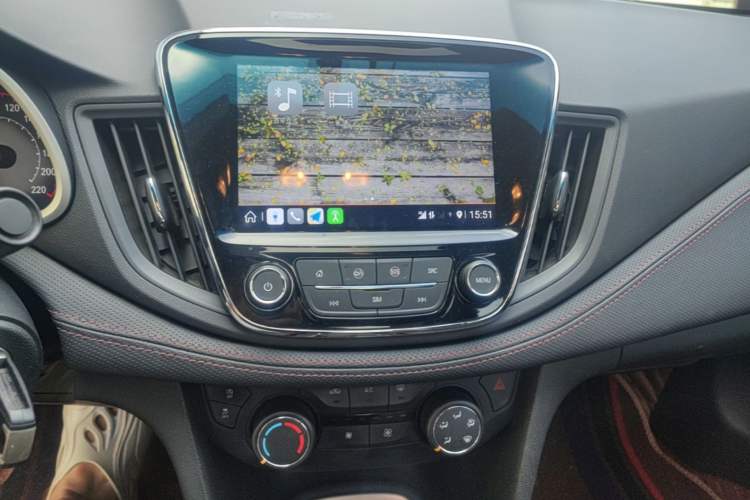 Used Chevrolet Monza 2020 Light Hybrid RS 330T Automatic Comfort Edition Audio And AC Panel