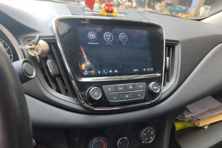 Used Chevrolet Monza 2020 Light Hybrid Redline 320T Dual-Clutch Joyful Edition Audio And AC Panel
