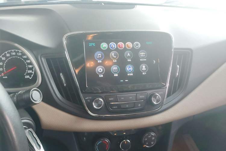 Used Chevrolet Monza 2020 320 Automatic Enjoyment Edition Audio And AC Panel
