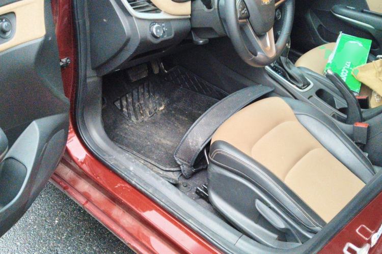 Used Chevrolet Monza 2020 320 Automatic Enjoyment Edition Driver Seat