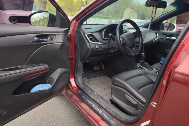 Used Chevrolet Monza 2020 Light Hybrid RS 330T Automatic Comfort Edition