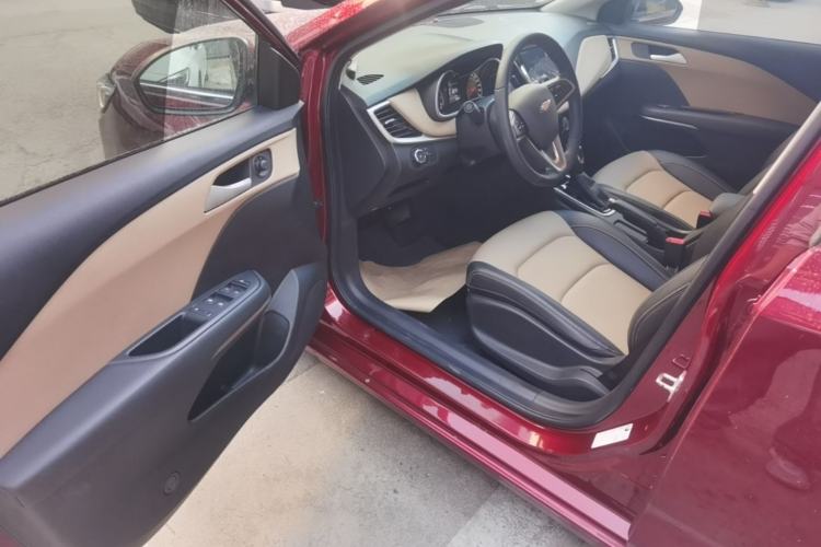 Used Chevrolet Monza 2020 320 Automatic Enjoyment Edition Driver Seat