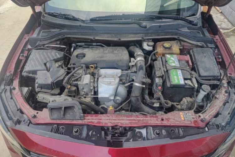 Used Chevrolet Monza 2020 Light Hybrid RS 330T Automatic Comfort Edition Engine Bay