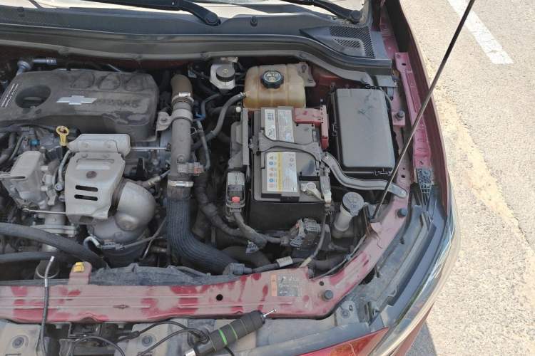 Used Chevrolet Monza 2020 Light Hybrid Redline 320T Dual-Clutch Thrilling Edition Engine Bay Left