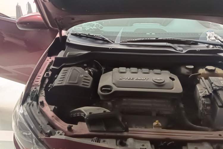 Used Chevrolet Monza 2020 320 Automatic Enjoyment Edition Engine Bay Right